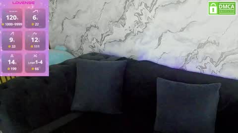 Snapshot of daisy_abby03 chatting on November 18, 2025, 4:39 am DaIsy Abby online show from November 18, 2025, 4:39 am