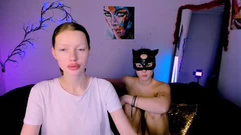 daisy online show from December 14, 2025, 8:02 pm