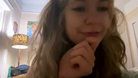 Snapshot of daisybaby699 chatting on January 4, 2025, 4:44 am DaisyB3 online show from January 4, 2025, 4:44 am