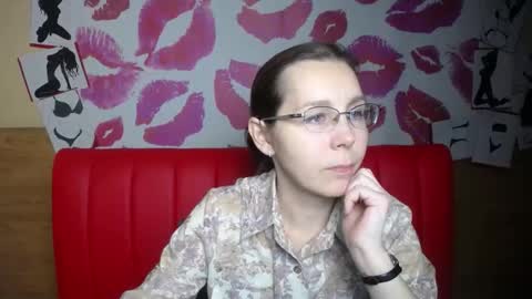 Snapshot of daisyedit chatting on December 14, 2025, 6:41 am DaisyEdit online show from December 14, 2025, 6:41 am