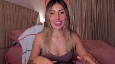 Snapshot of dakota_clark chatting on March 7, 2025, 1:31 am Helloo HAPPY NEW YEAR Ill be back soon online show from March 7, 2025, 1:31 am