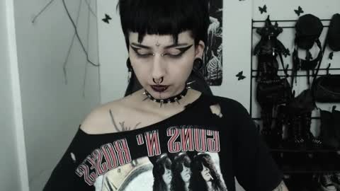 dakota online show from October 23, 2025, 2:33 am