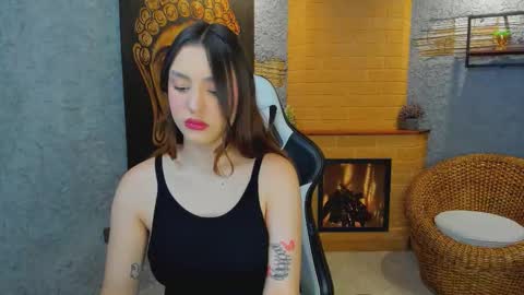 Snapshot of dakotarussell_ chatting on October 29, 2025, 11:01 am Dakota online show from October 29, 2025, 11:01 am