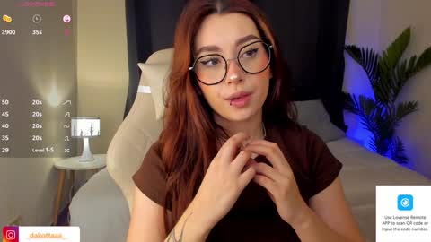 dakottaa__ online show from December 20, 2024, 10:43 pm