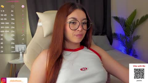 dakottaa__ online show from January 29, 2025, 2:19 am