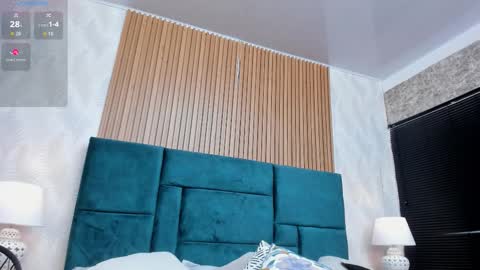 Snapshot of dalia_alissa chatting on December 15, 2025, 12:31 pm Violeta online show from December 15, 2025, 12:31 pm