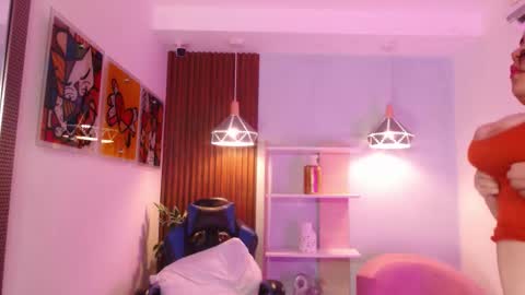 Snapshot of dalila_sky chatting on September 12, 2025, 6:08 pm Dalila online show from September 12, 2025, 6:08 pm