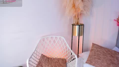 Snapshot of dalylarose chatting on November 10, 2025, 12:48 pm Dalyla online show from November 10, 2025, 12:48 pm