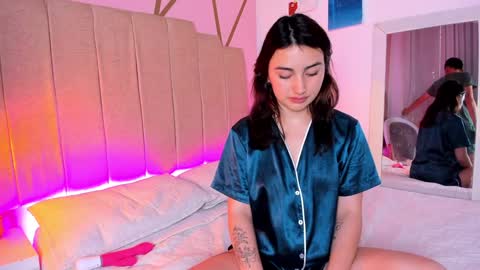 Snapshot of damian_n_maya chatting on January 8, 2025, 10:37 pm Damian Maya online show from January 8, 2025, 10:37 pm