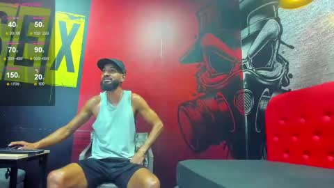 Snapshot of damian_shakur chatting on September 18, 2025, 10:17 am damian_shakur online show from September 18, 2025, 10:17 am