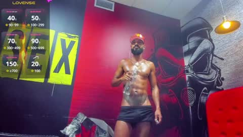 Snapshot of damian_shakur chatting on September 20, 2025, 11:22 am damian_shakur online show from September 20, 2025, 11:22 am