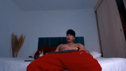 INSTAGRAM  DAMMIANMILLEROFICIAL online show from November 23, 2025, 11:26 pm