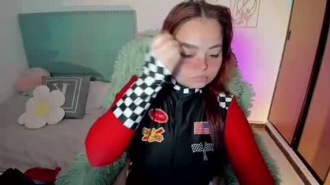 Snapshot of damn_that_booty chatting on November 8, 2025, 12:22 am Criss online show from November 8, 2025, 12:22 am