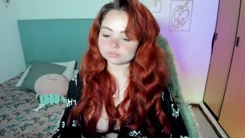 Snapshot of damn_that_booty chatting on November 19, 2025, 9:42 am Criss online show from November 19, 2025, 9:42 am