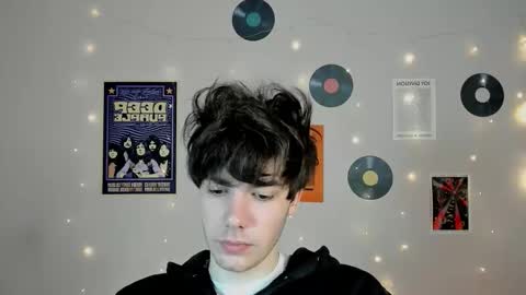 Damon online show from November 26, 2025, 9:32 am