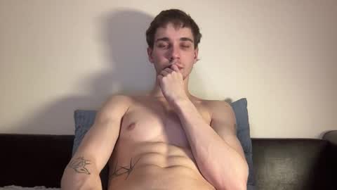 Snapshot of damondurden chatting on January 11, 2025, 6:01 pm jim online show from January 11, 2025, 6:01 pm