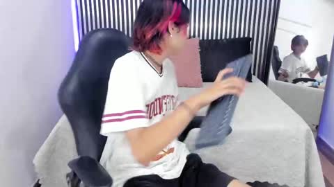 Snapshot of dan_copers chatting on September 12, 2025, 2:06 pm D A N online show from September 12, 2025, 2:06 pm