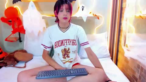 Snapshot of dan_copers chatting on October 24, 2025, 2:13 pm D A N online show from October 24, 2025, 2:13 pm