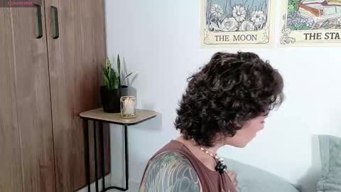 Bluemoon online show from November 12, 2025, 5:57 pm