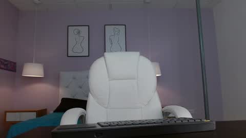 Snapshot of dana_gh chatting on December 4, 2024, 8:18 pm dana online show from December 4, 2024, 8:18 pm