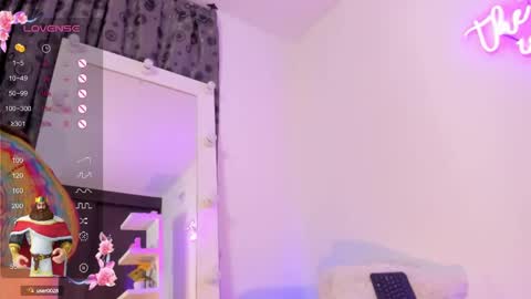 Snapshot of dana_montana_ chatting on December 9, 2024, 1:40 am Dannita online show from December 9, 2024, 1:40 am