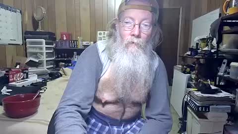 Snapshot of danagm chatting on December 26, 2024, 5:19 pm Dana online show from December 26, 2024, 5:19 pm