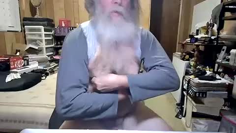 Snapshot of danagm chatting on December 29, 2024, 2:31 pm Dana online show from December 29, 2024, 2:31 pm