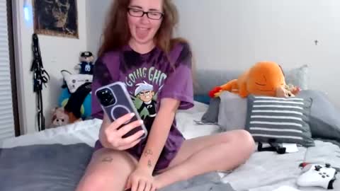 Snapshot of dancingcanadian chatting on March 9, 2025, 3:11 am DancingCanadian online show from March 9, 2025, 3:11 am