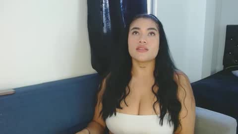 Snapshot of danessa_cruz chatting on October 9, 2025, 8:40 pm Danessa online show from October 9, 2025, 8:40 pm