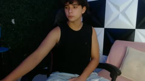 dani_cumboy online show from December 18, 2024, 5:26 am