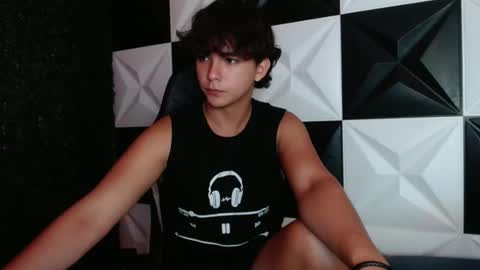 dani_cumboy online show from December 28, 2024, 2:22 am