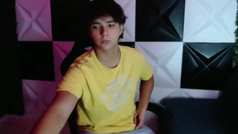 dani_cumboy online show from January 14, 2025, 3:32 am