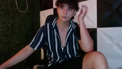 dani_cumboy online show from February 14, 2025, 3:00 am