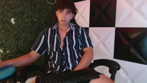 dani_cumboy online show from February 15, 2025, 3:31 am