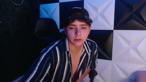 dani_cumboy online show from February 25, 2025, 3:20 am