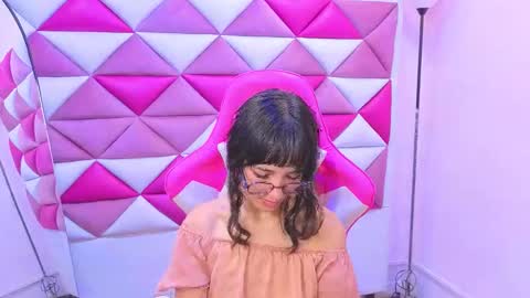 Snapshot of dani_dream chatting on November 22, 2025, 2:16 pm dani_dream online show from November 22, 2025, 2:16 pm