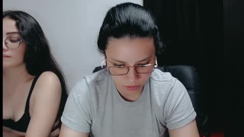 Snapshot of dani_jocelyn chatting on January 15, 2025, 9:51 pm dani y jocelyn online show from January 15, 2025, 9:51 pm