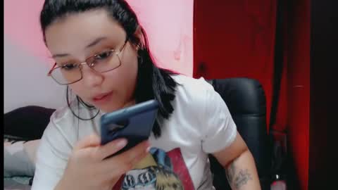 Snapshot of dani_jocelyn chatting on January 21, 2025, 6:34 pm dani y jocelyn online show from January 21, 2025, 6:34 pm