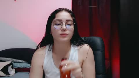 Snapshot of dani_jocelyn chatting on February 17, 2025, 6:48 pm dani y jocelyn online show from February 17, 2025, 6:48 pm