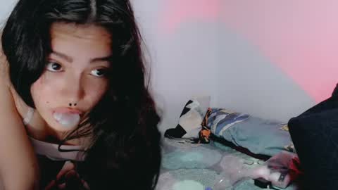 Snapshot of dani_jocelyn chatting on February 19, 2025, 9:58 pm dani y jocelyn online show from February 19, 2025, 9:58 pm