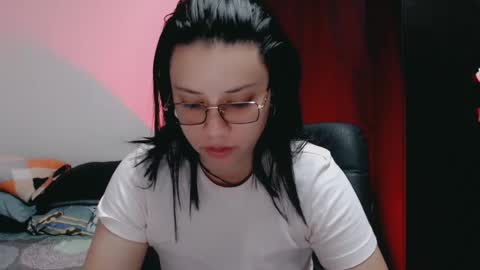 Snapshot of dani_jocelyn chatting on February 24, 2025, 6:26 pm dani y jocelyn online show from February 24, 2025, 6:26 pm