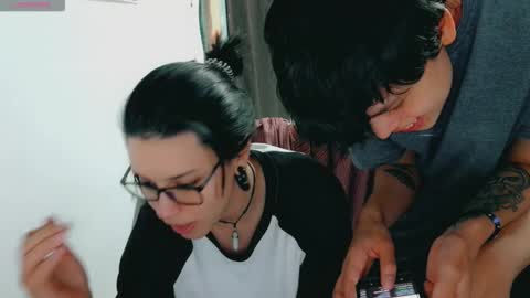 Snapshot of dani_jocelyn chatting on September 30, 2025, 7:19 pm dani y jocelyn online show from September 30, 2025, 7:19 pm