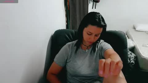 Snapshot of dani_jocelyn chatting on October 21, 2025, 8:31 pm dani y jocelyn online show from October 21, 2025, 8:31 pm