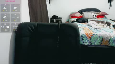 Snapshot of dani_jocelyn chatting on November 24, 2025, 7:46 pm dani y jocelyn online show from November 24, 2025, 7:46 pm