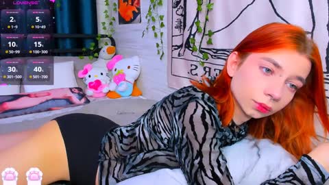 Snapshot of dani_mur chatting on December 7, 2024, 9:11 pm Daniel online show from December 7, 2024, 9:11 pm