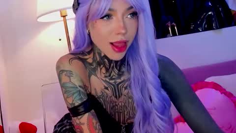 Dani online show from November 26, 2025, 11:06 pm