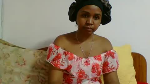 Snapshot of danie80704 chatting on November 17, 2025, 7:19 pm danie80704 online show from November 17, 2025, 7:19 pm