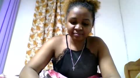 Snapshot of danie80704 chatting on December 5, 2025, 7:21 pm danie80704 online show from December 5, 2025, 7:21 pm