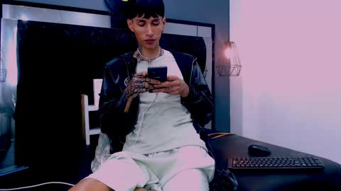 Daniel Delux  online show from November 20, 2025, 11:48 pm