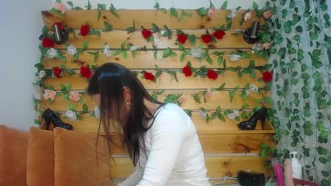 Snapshot of daniela_casallass chatting on February 17, 2025, 11:23 am Daniela online show from February 17, 2025, 11:23 am